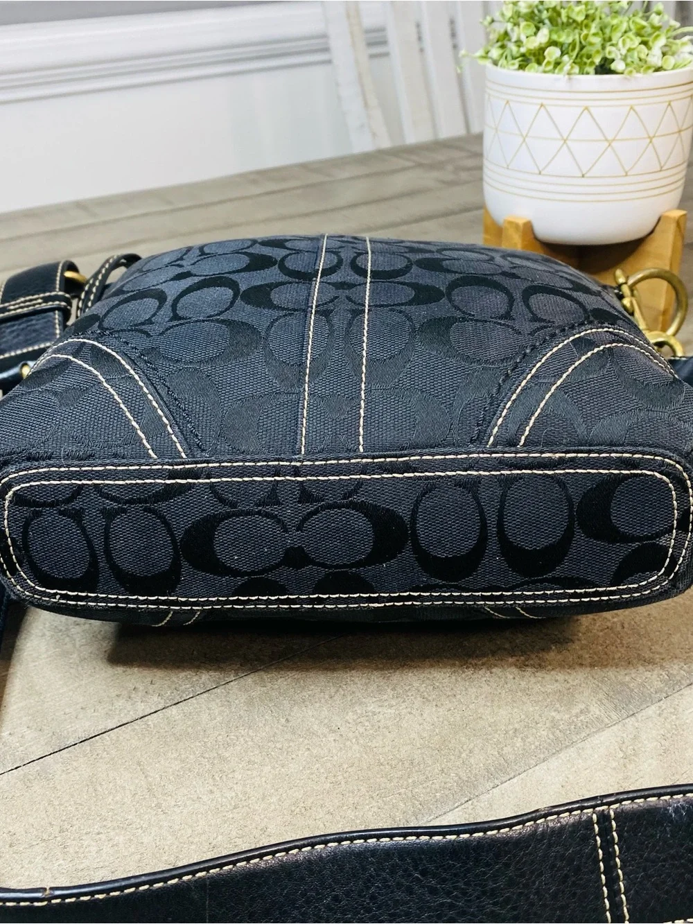 Coach Signature C MonograCoach Signature C Monogram Crossbody Shoulder Bag Black